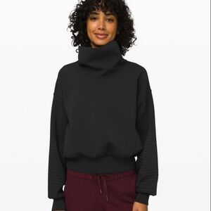 Women’s Lululemon Full Flourish Pullover - Black - Size 10
